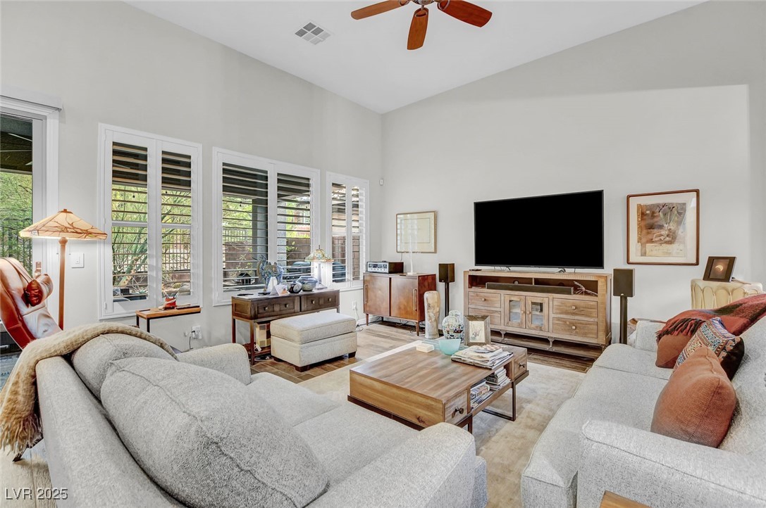 6803 Regency Crest Avenue