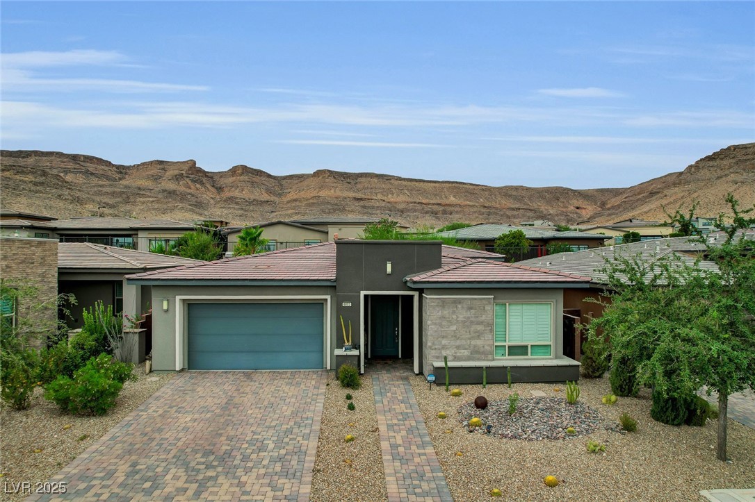 6803 Regency Crest Avenue