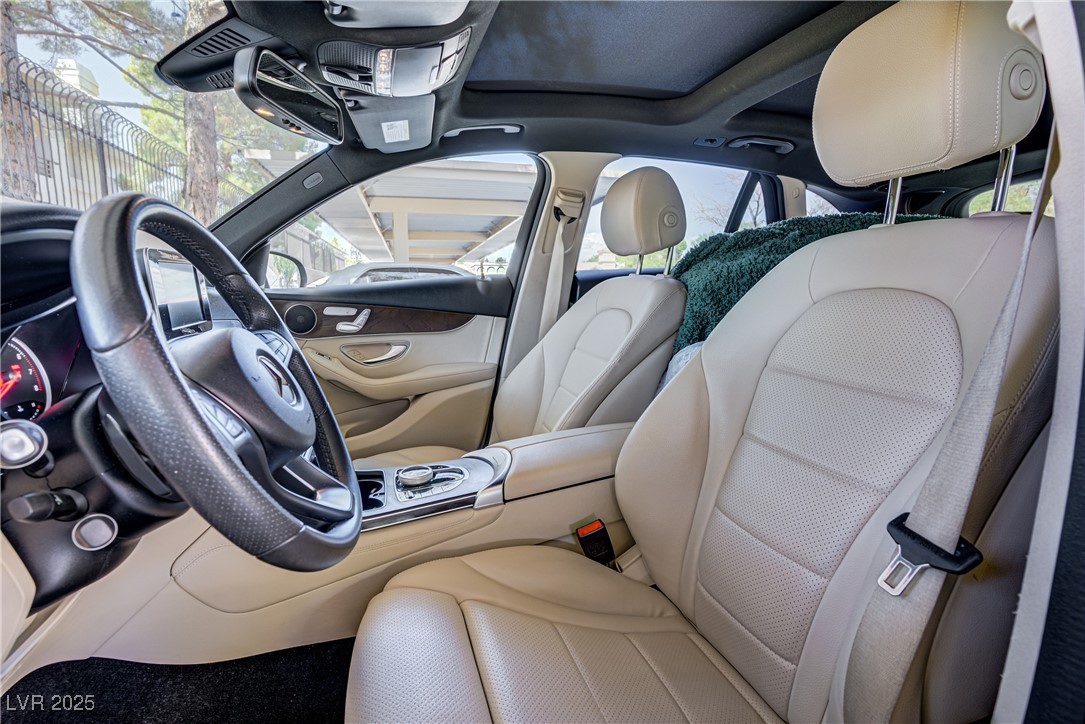 9325 West Desert Inn Road 109