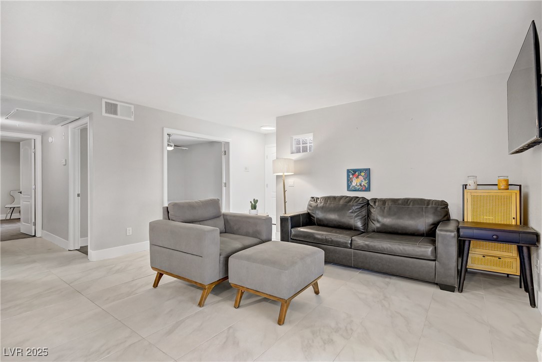 9325 West Desert Inn Road 109