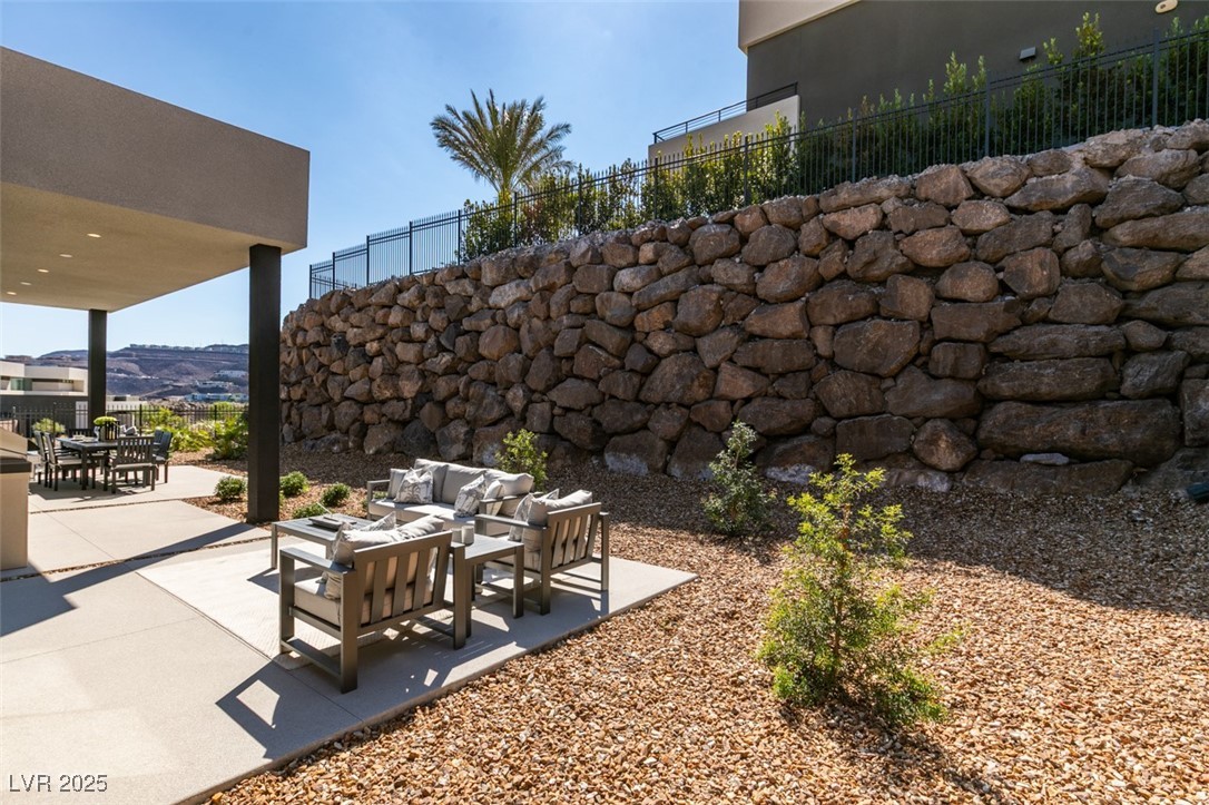 623 Dragon Mountain Court