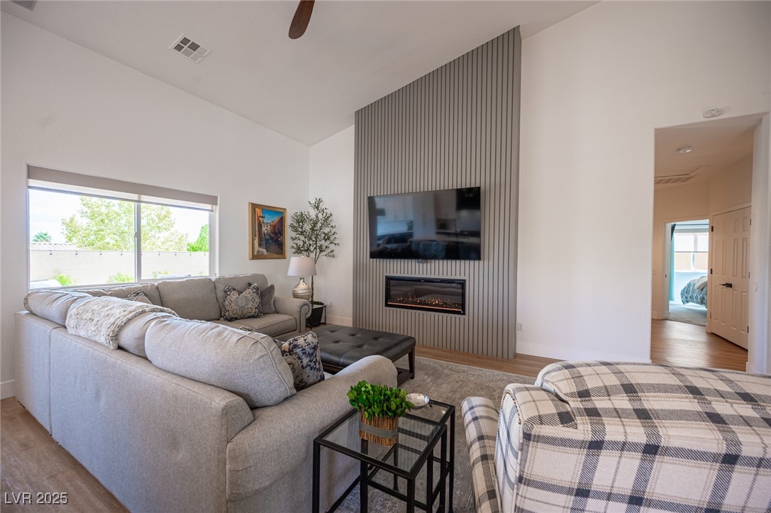 1812 Monterey Cypress Street