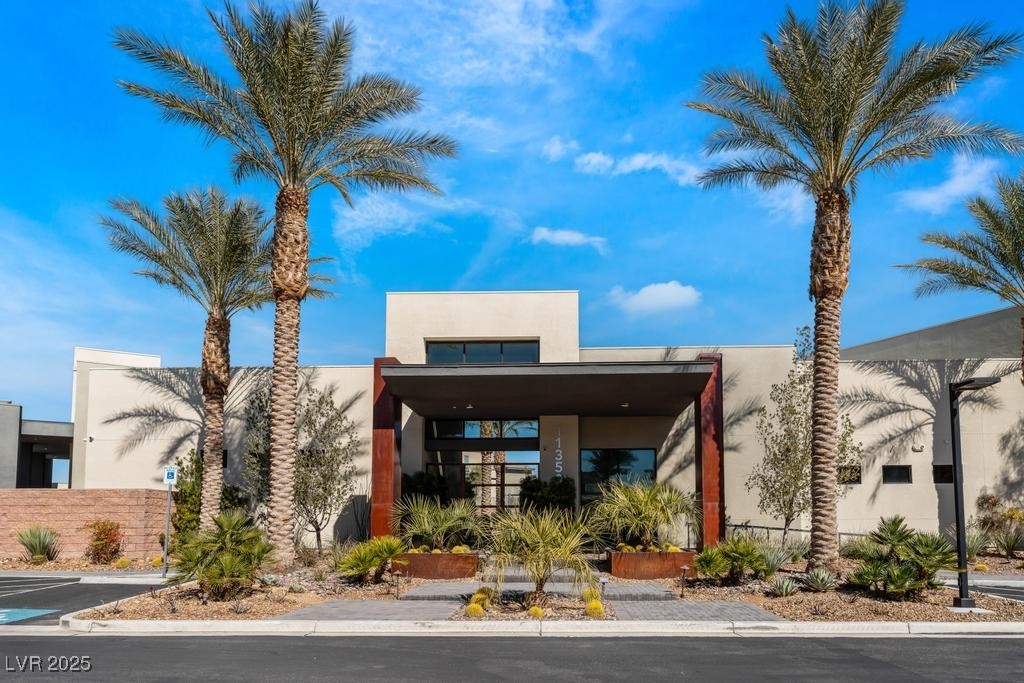 11236 Rainbow Peak Avenue 305