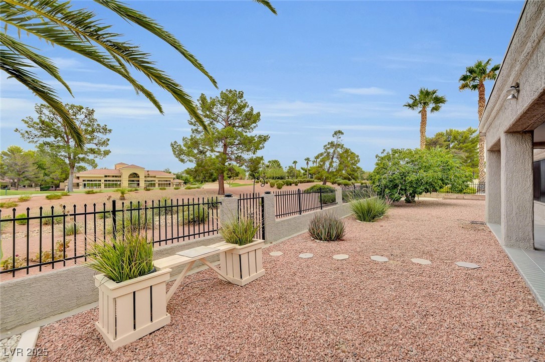 2808 Golfside Drive