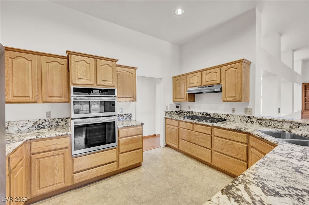 2808 Golfside Drive