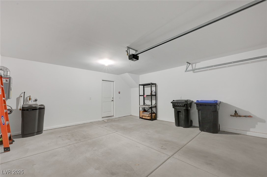 8178 Eaton Hill Street