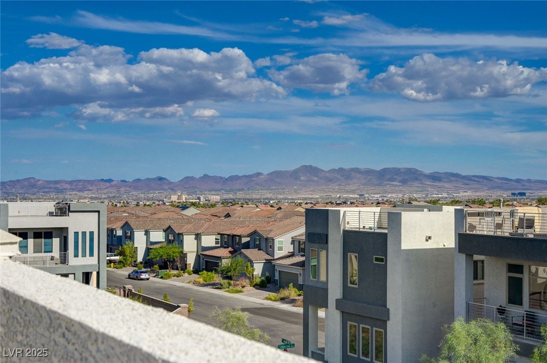 8178 Eaton Hill Street