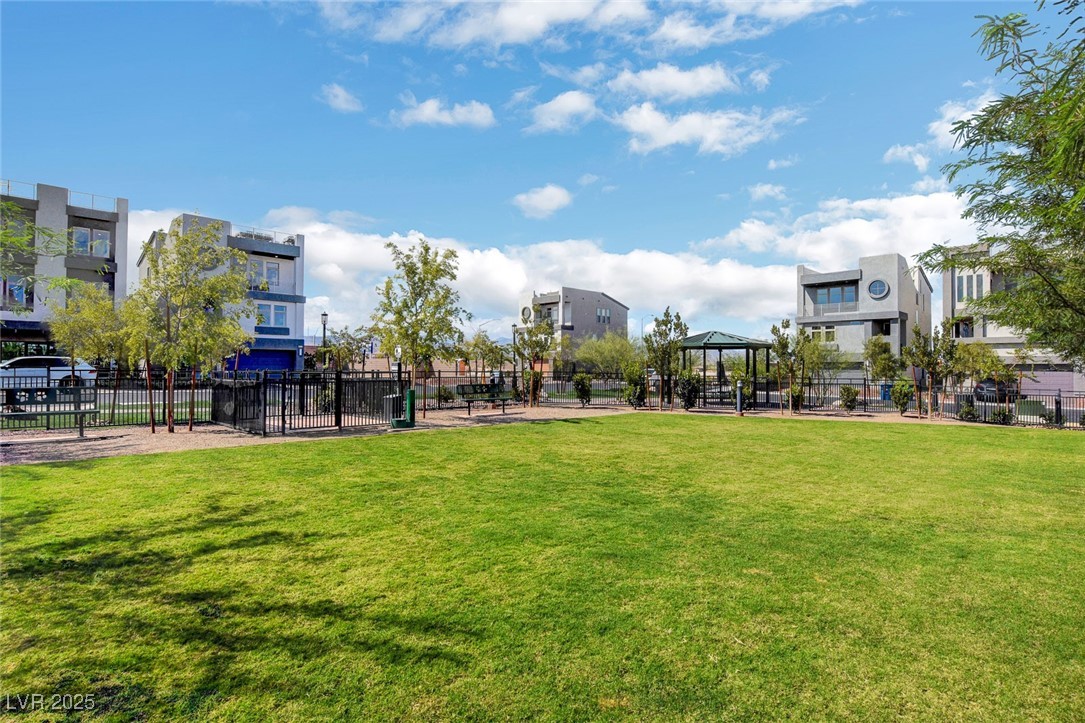 8178 Eaton Hill Street