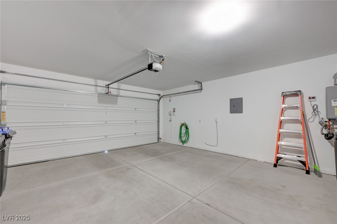 8178 Eaton Hill Street