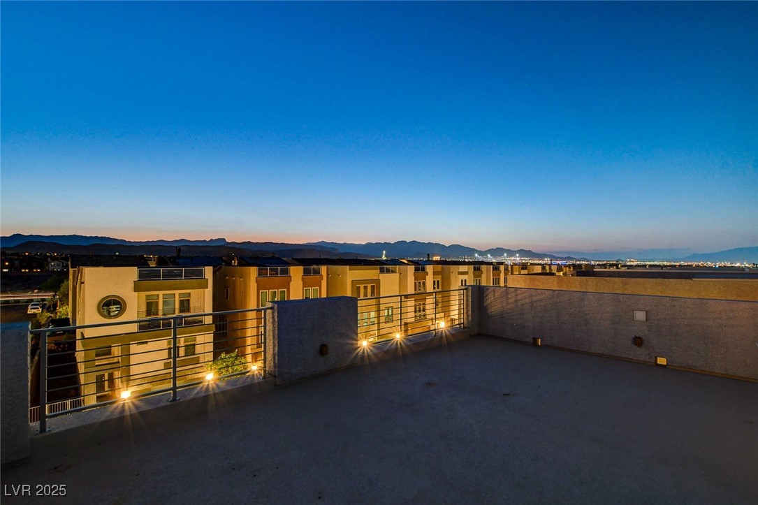 8178 Eaton Hill Street