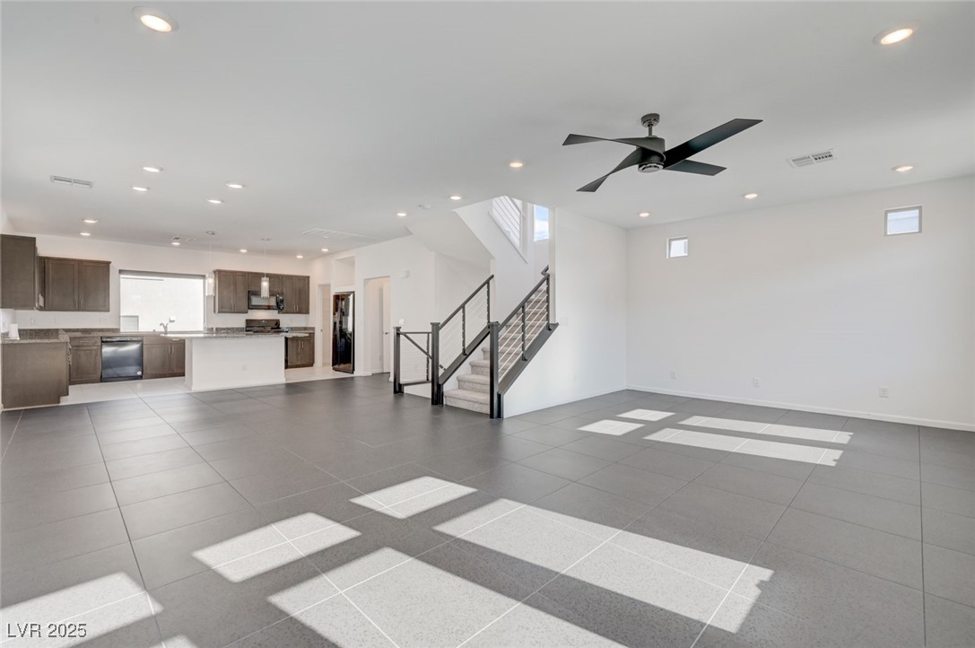 8178 Eaton Hill Street