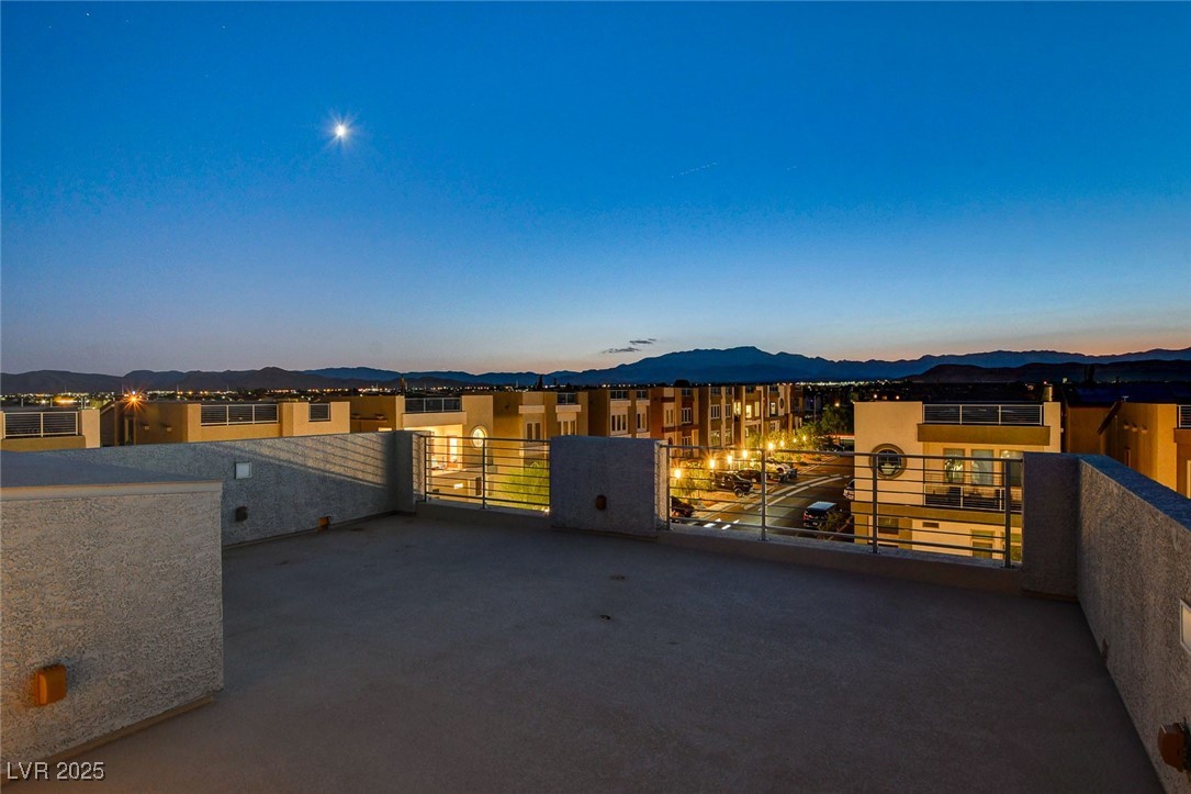 8178 Eaton Hill Street