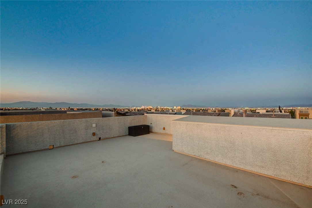 8178 Eaton Hill Street