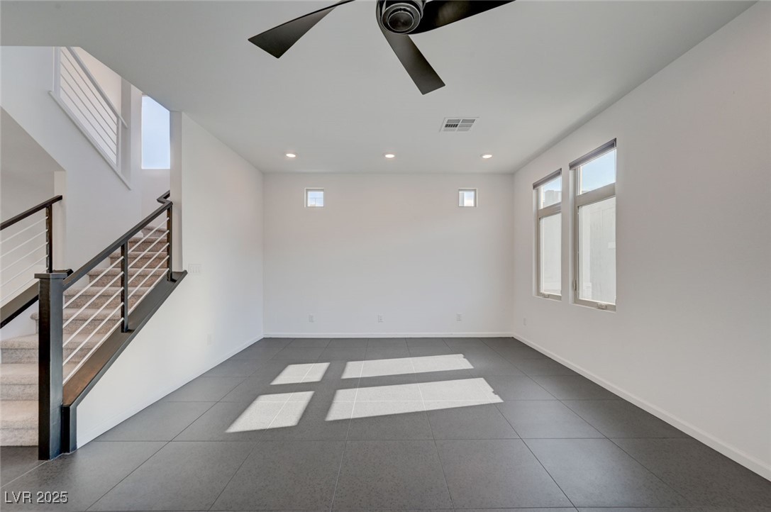 8178 Eaton Hill Street