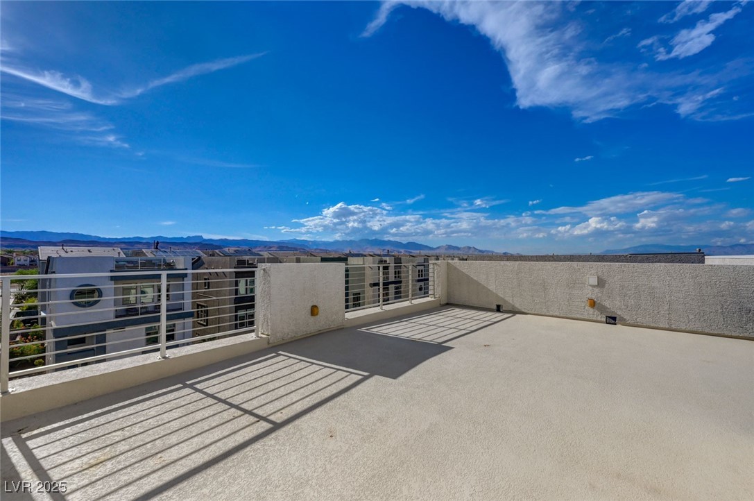 8178 Eaton Hill Street