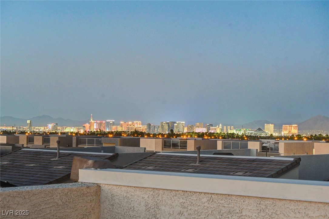 8178 Eaton Hill Street