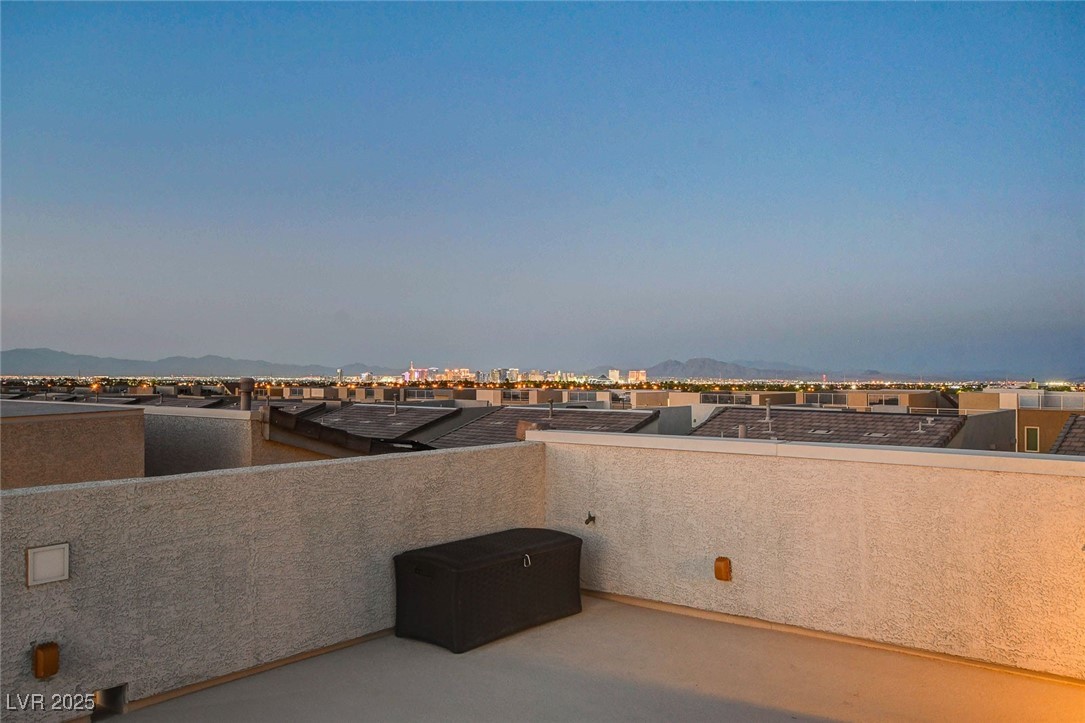 8178 Eaton Hill Street