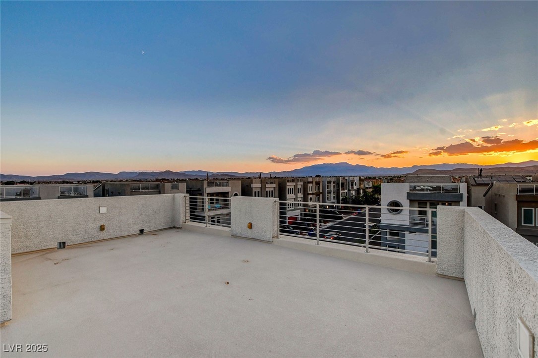 8178 Eaton Hill Street