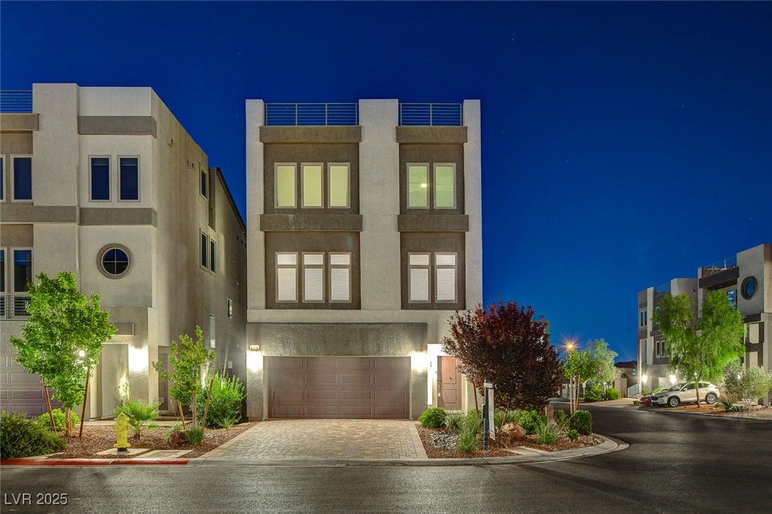 8178 Eaton Hill Street