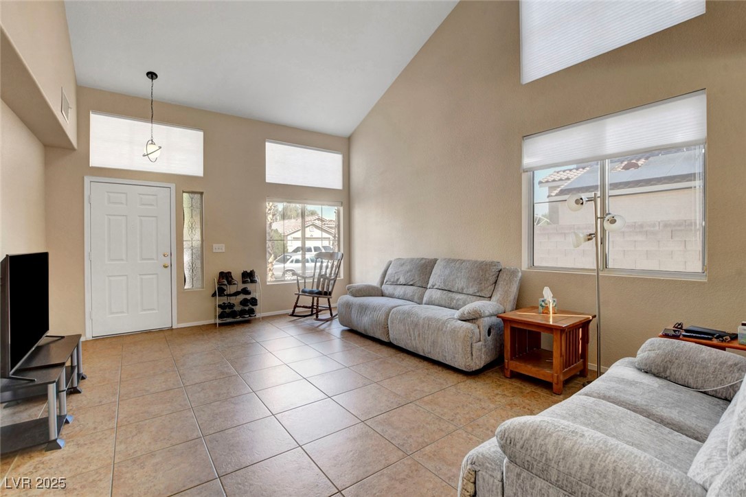 6325 Monarch Creek Street