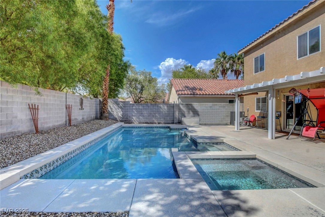 6325 Monarch Creek Street