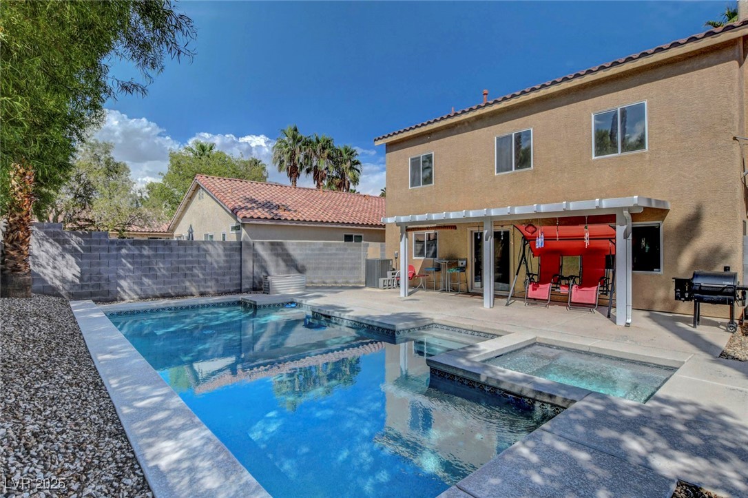 6325 Monarch Creek Street