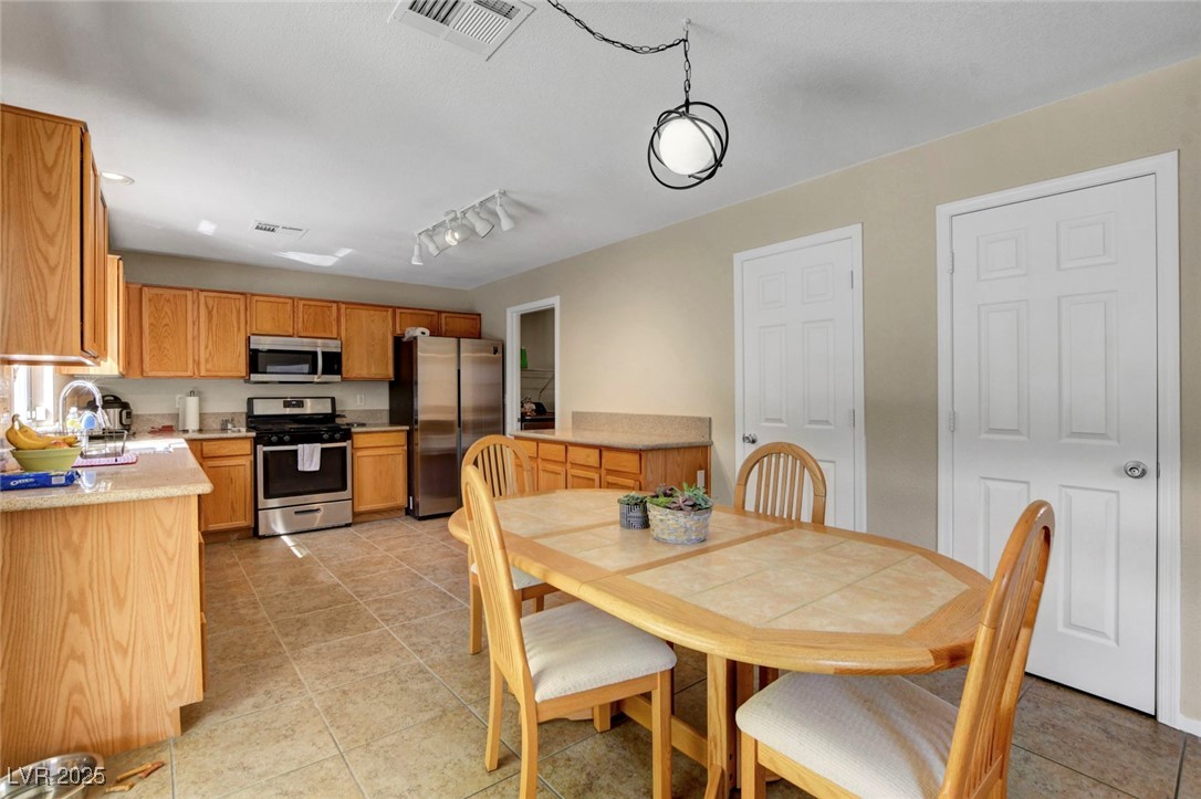 6325 Monarch Creek Street