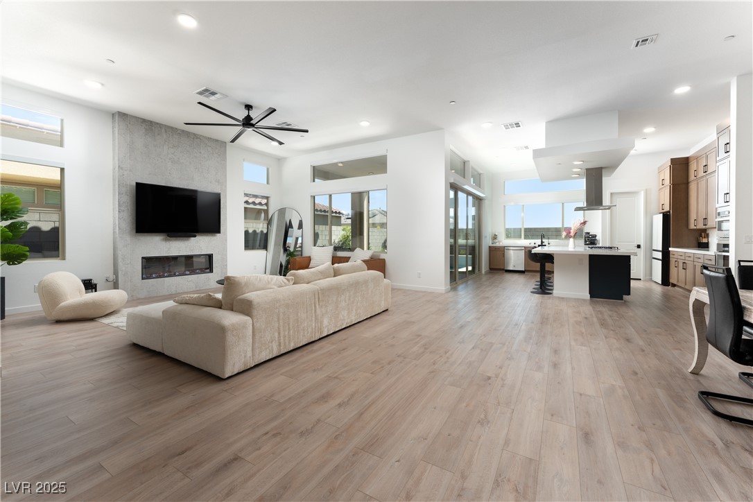 9942 Egan Valley Street