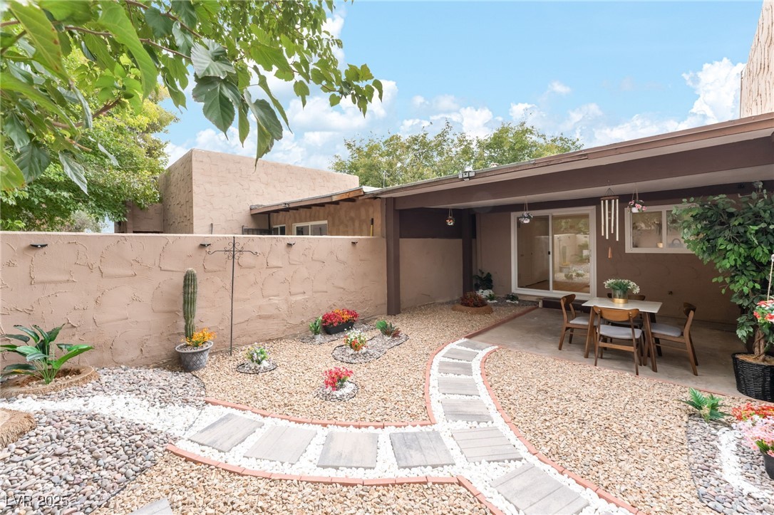 4237 Brockton Green Court