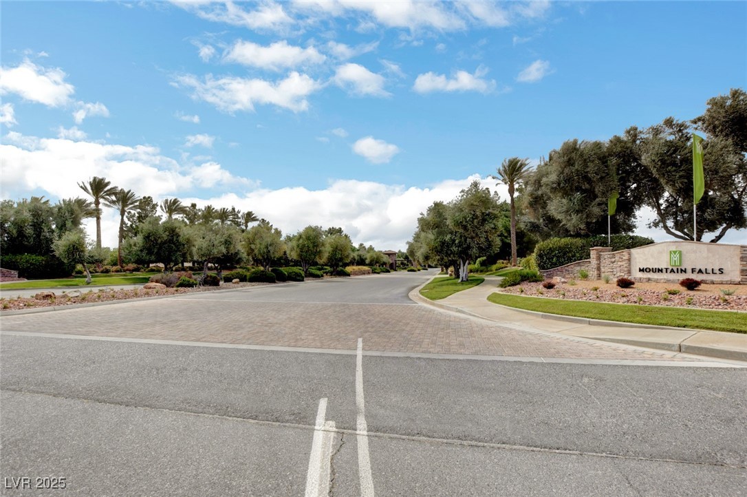 5698 Hoptree Drive