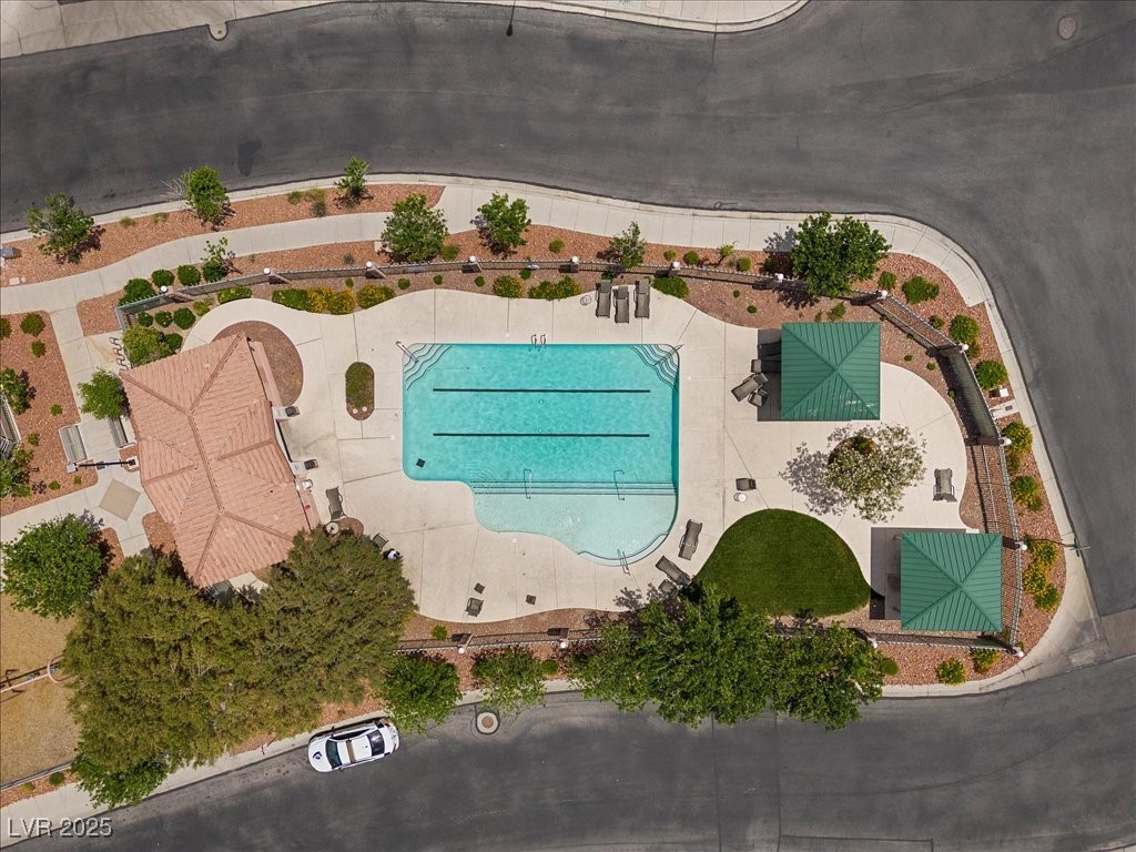 6612 Hathersage Avenue