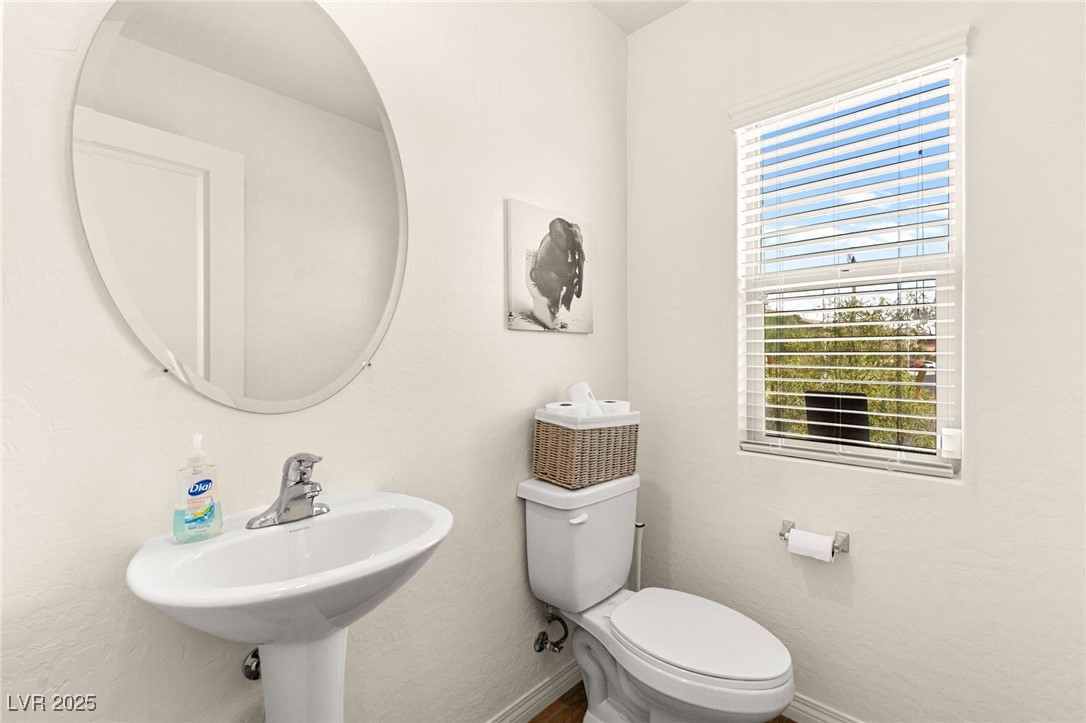 4215 Wind Mesa Drive