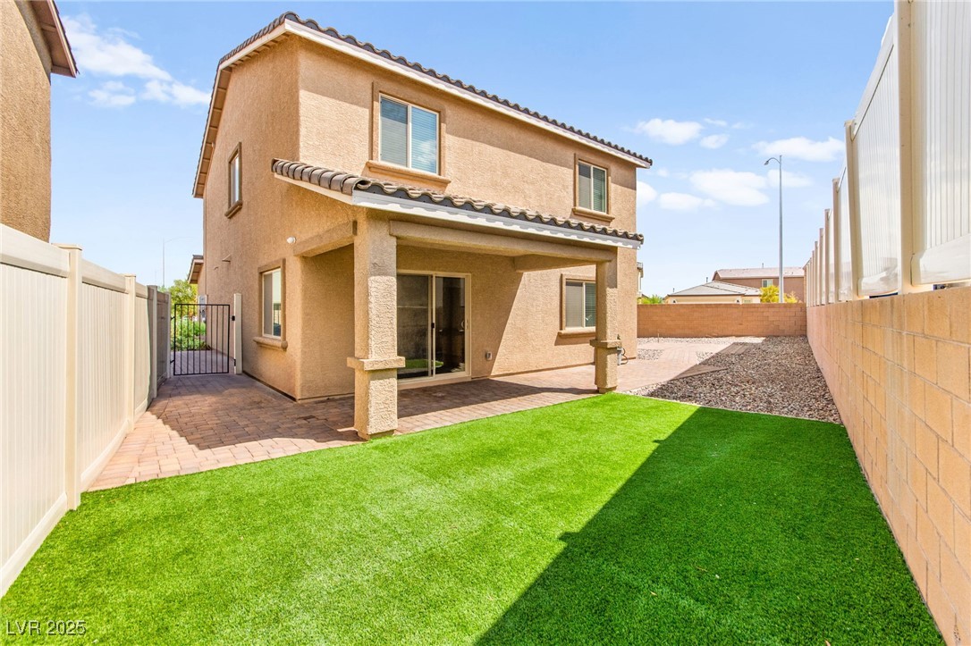 4215 Wind Mesa Drive