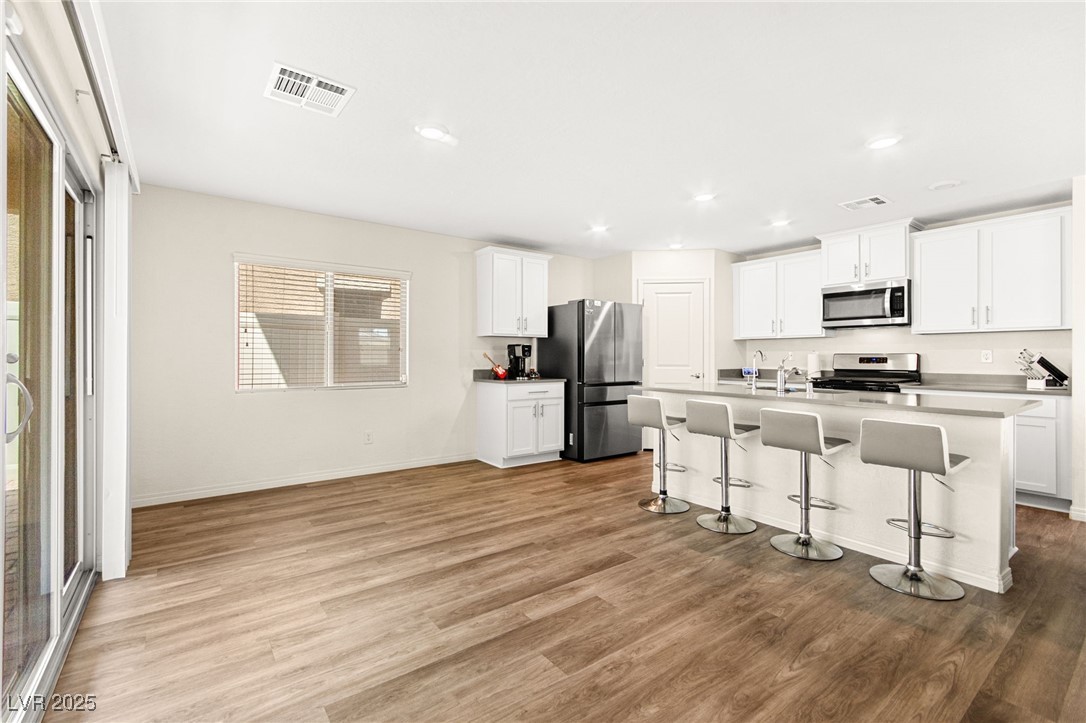 4215 Wind Mesa Drive