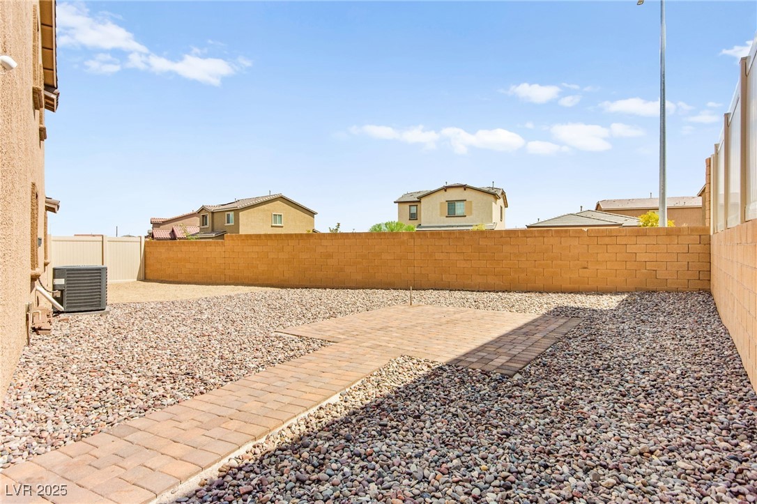 4215 Wind Mesa Drive