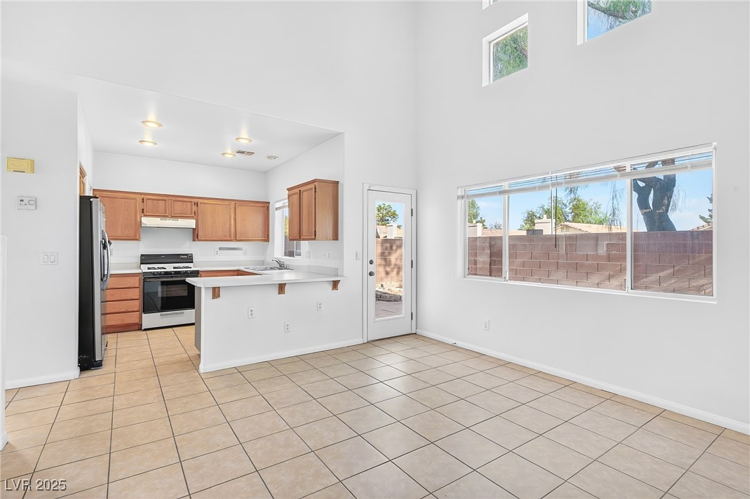 896 Clear Diamond Avenue
