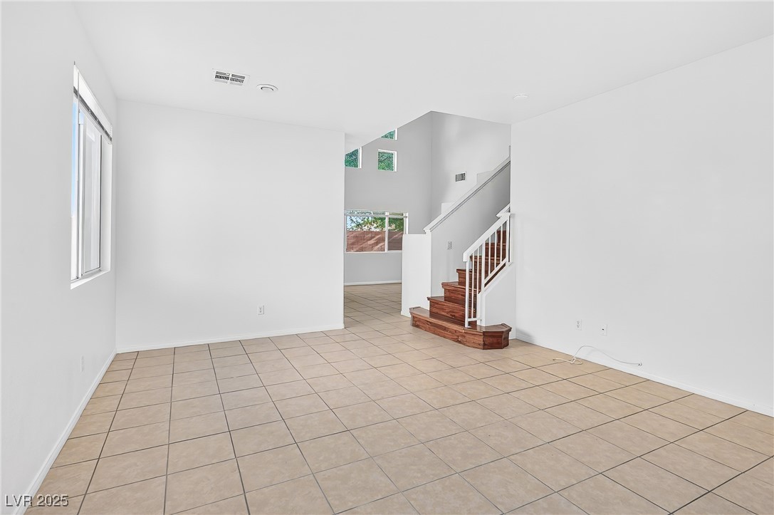 896 Clear Diamond Avenue