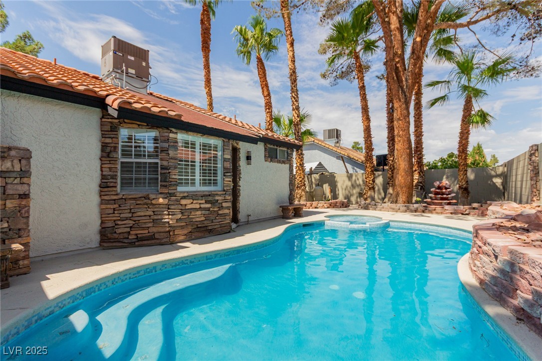 1017 Shifting Sands Drive