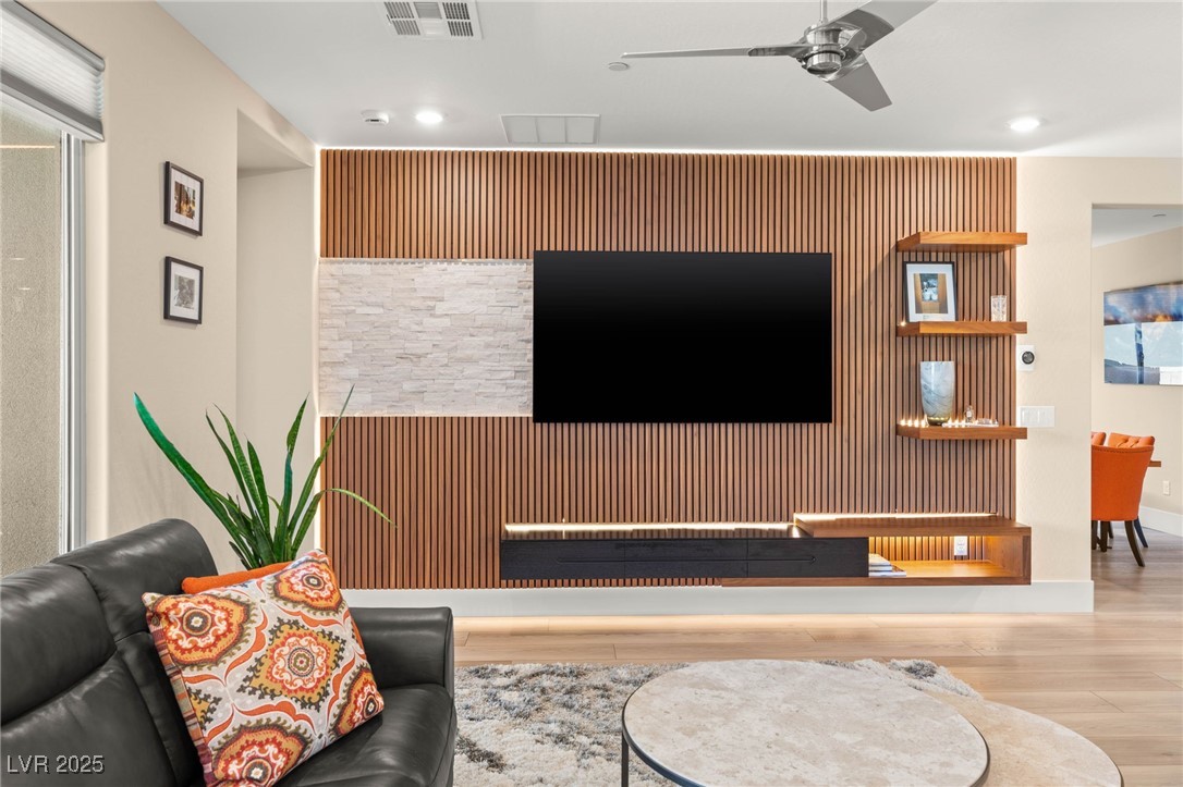 10066 Auburn Rose Avenue