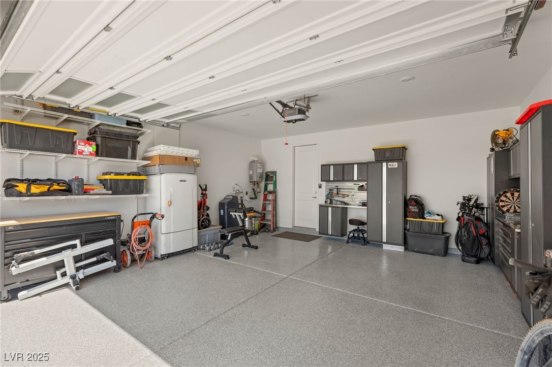 10066 Auburn Rose Avenue