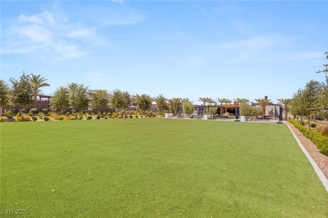 10066 Auburn Rose Avenue