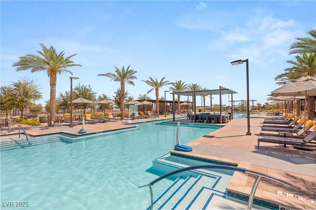 10066 Auburn Rose Avenue