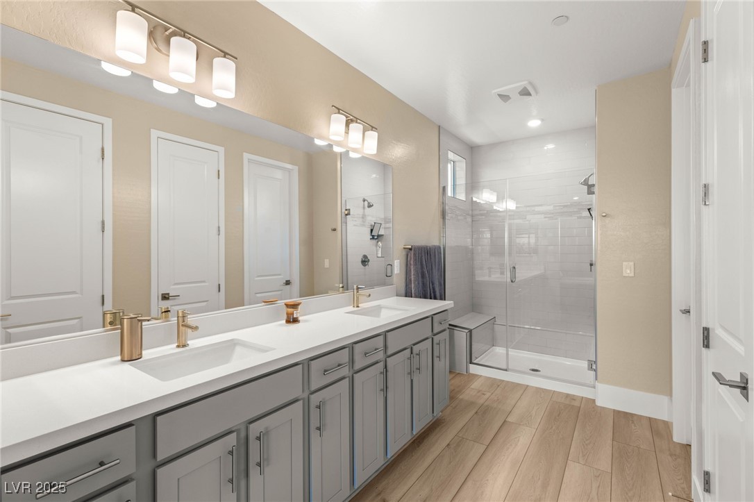 10066 Auburn Rose Avenue