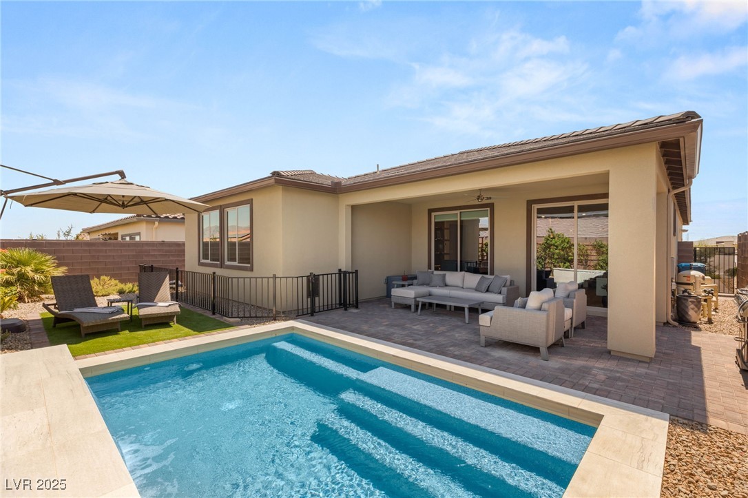 10066 Auburn Rose Avenue