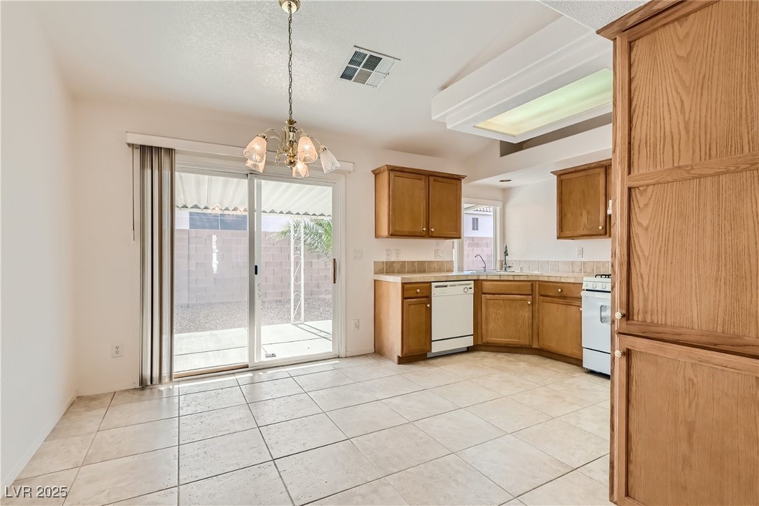 7550 Slipstream Street