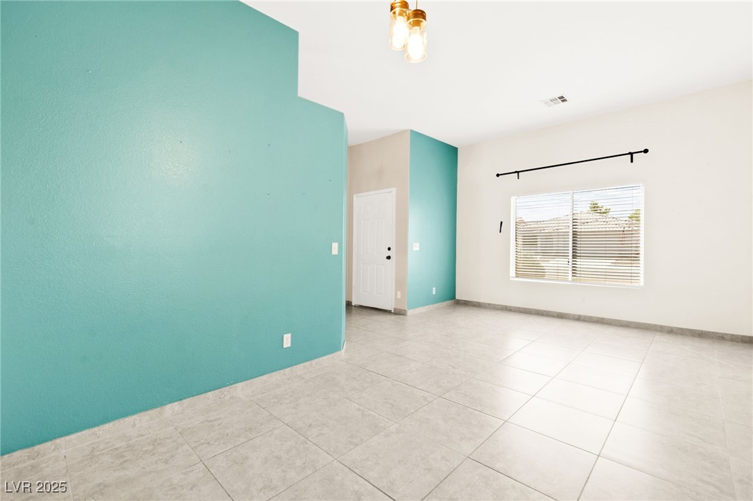 5232 Wild Orchid Street
