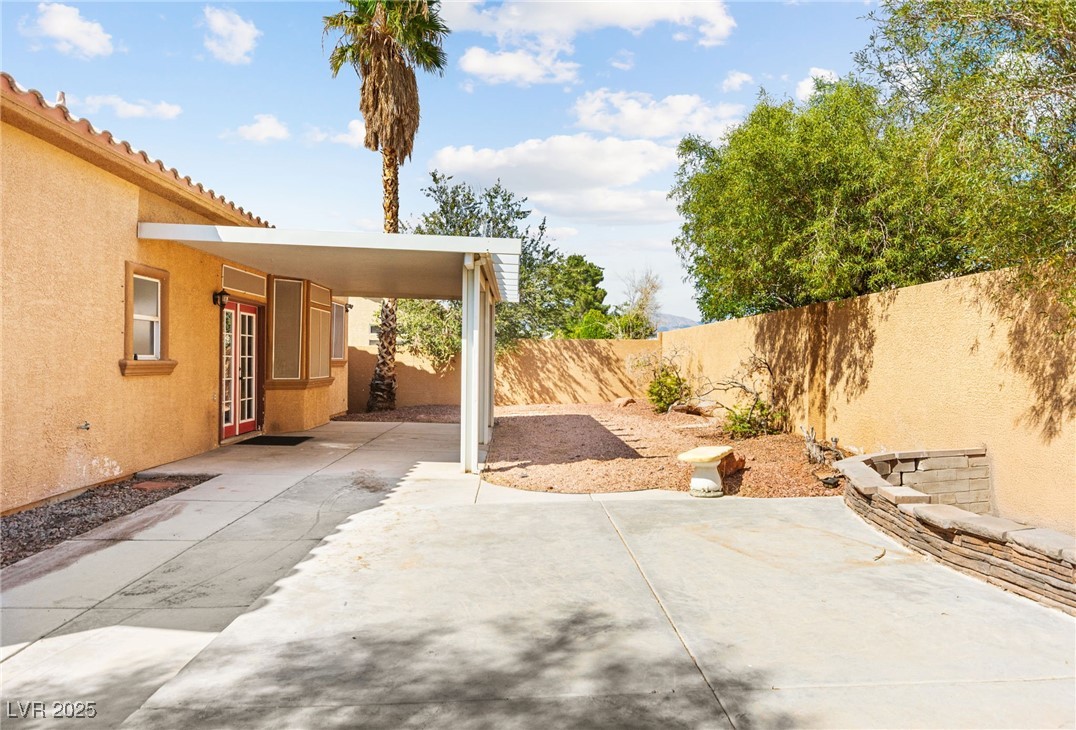 5232 Wild Orchid Street