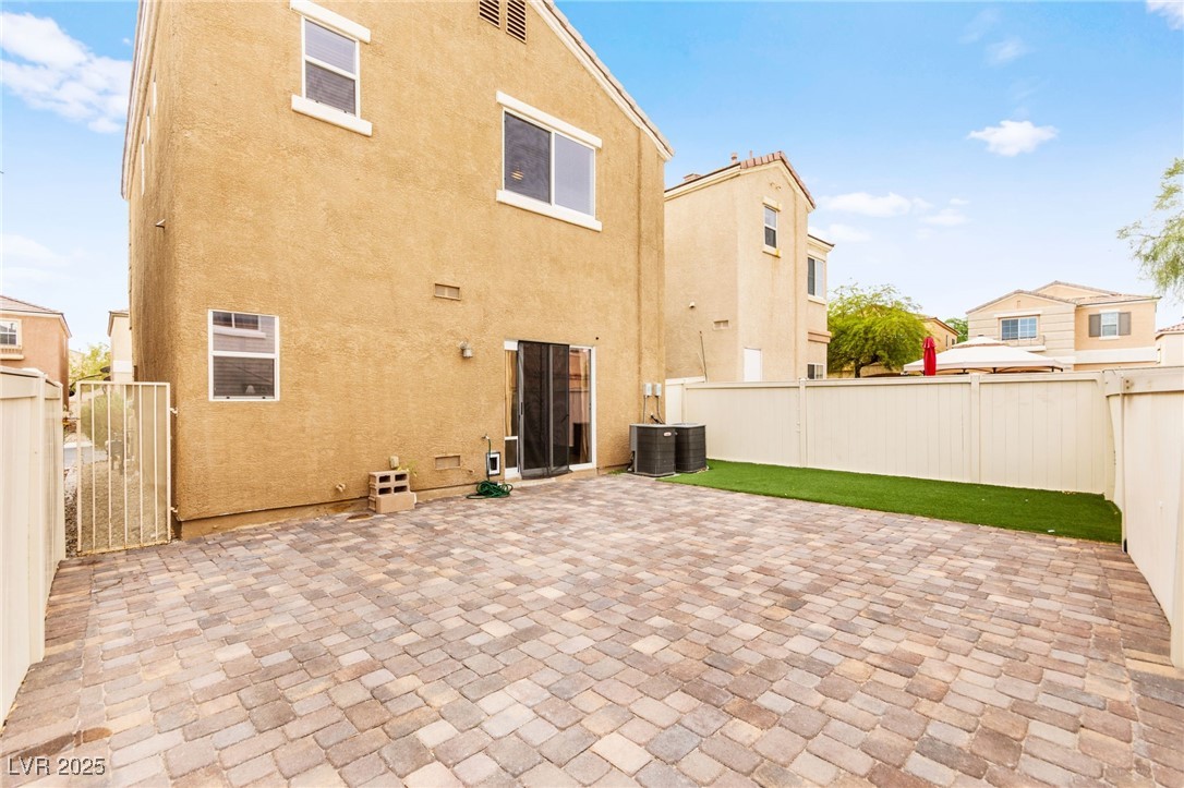 6126 Crow Butte Court