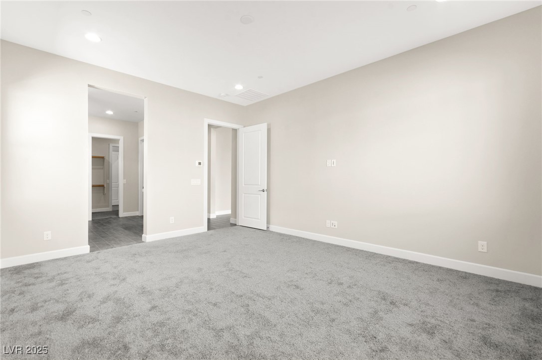 851 Klamath Springs Street