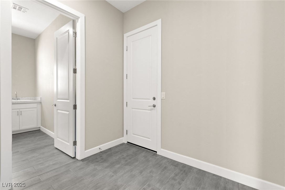 851 Klamath Springs Street